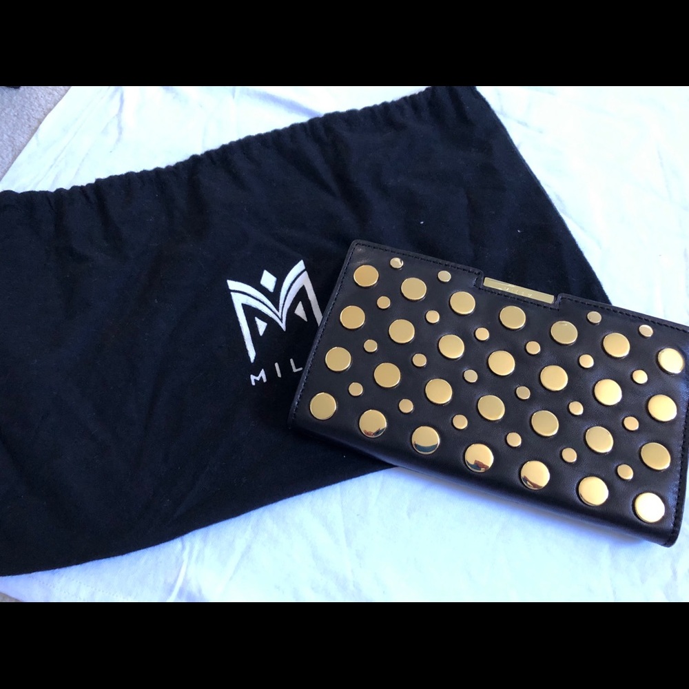 Leather clutch
